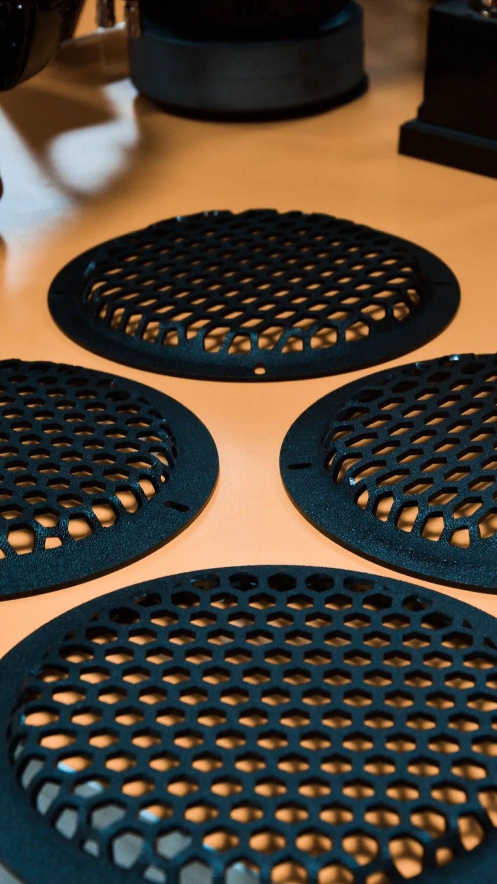 Защитная сетка (гриль) GT (ромбы) 8.0 объемная - фото